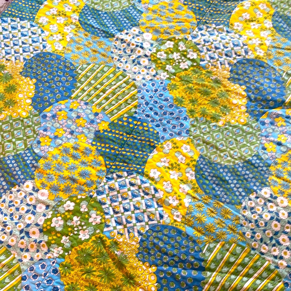 Waverly duvet quilt full/queen gorgeous quilt. 30  percent.  offfffffff